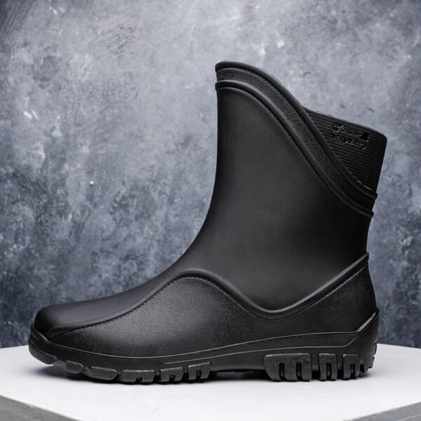 Men's Fashion Non-slip Waterproof Wear-resistant Rain Boots - Image 17